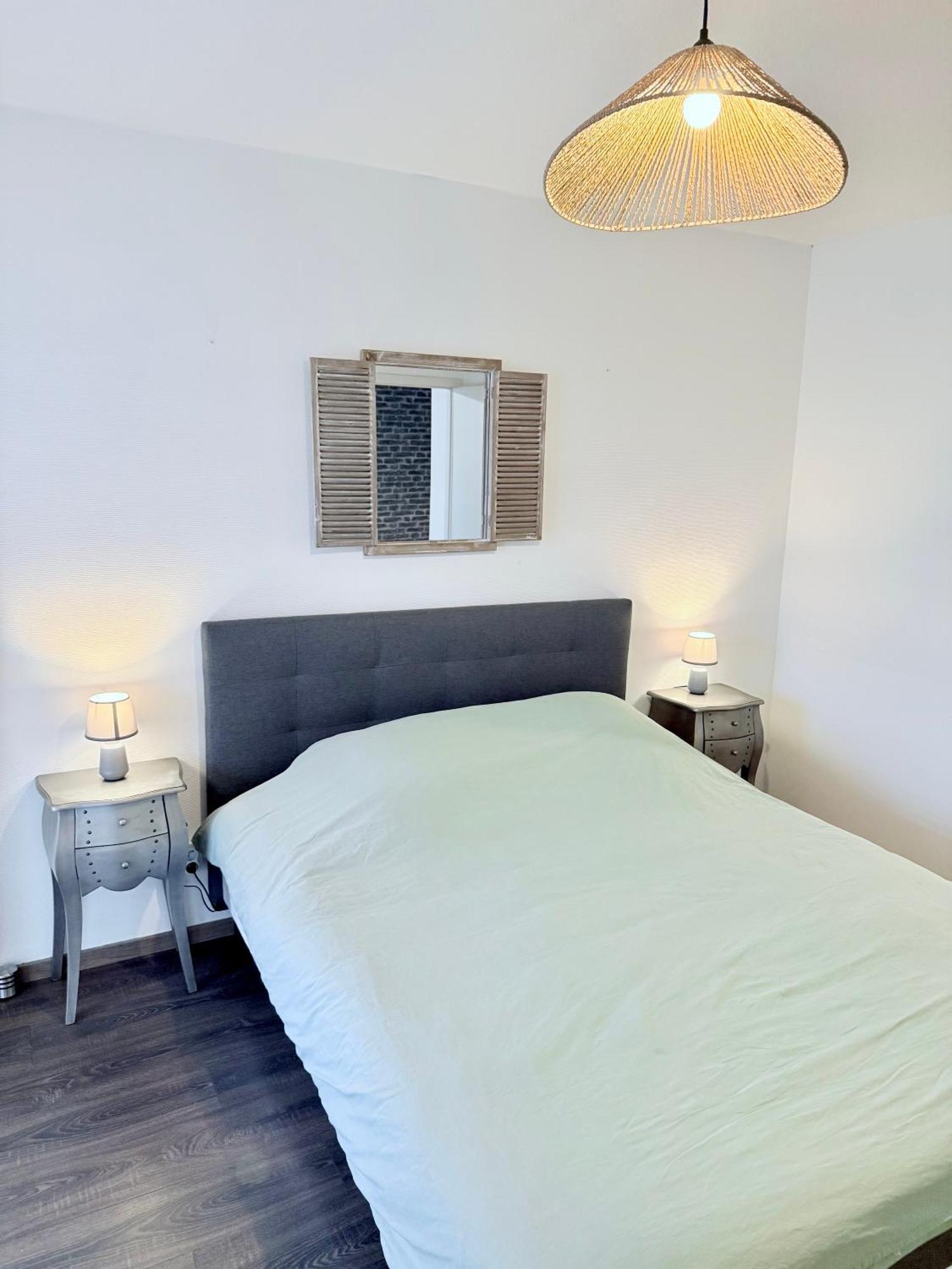 Le T2 Appartement Moderne Avec Terrasse Et Parking Estrasburgo Exterior foto